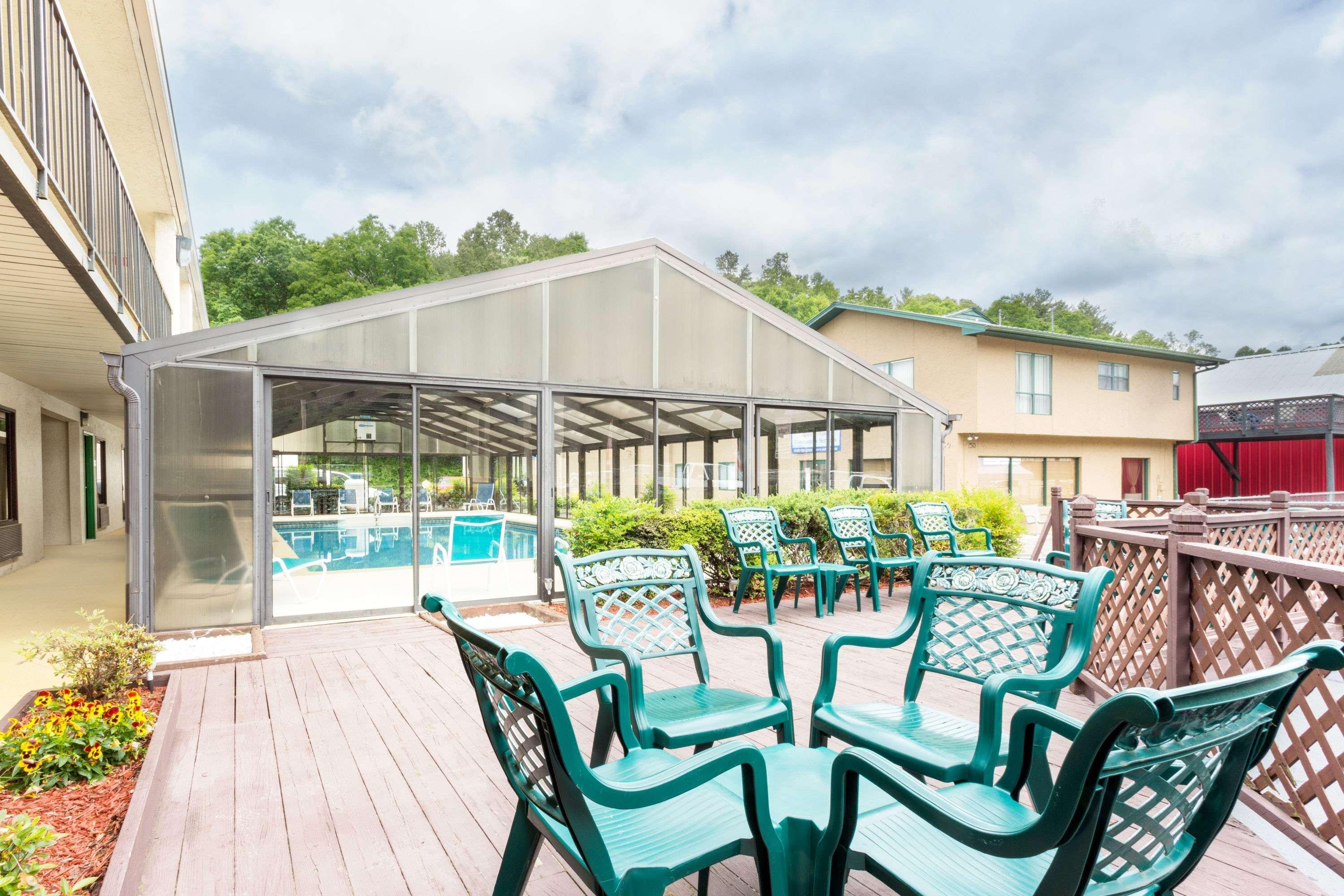 Days Inn By Wyndham Murphy Eksteriør bilde
